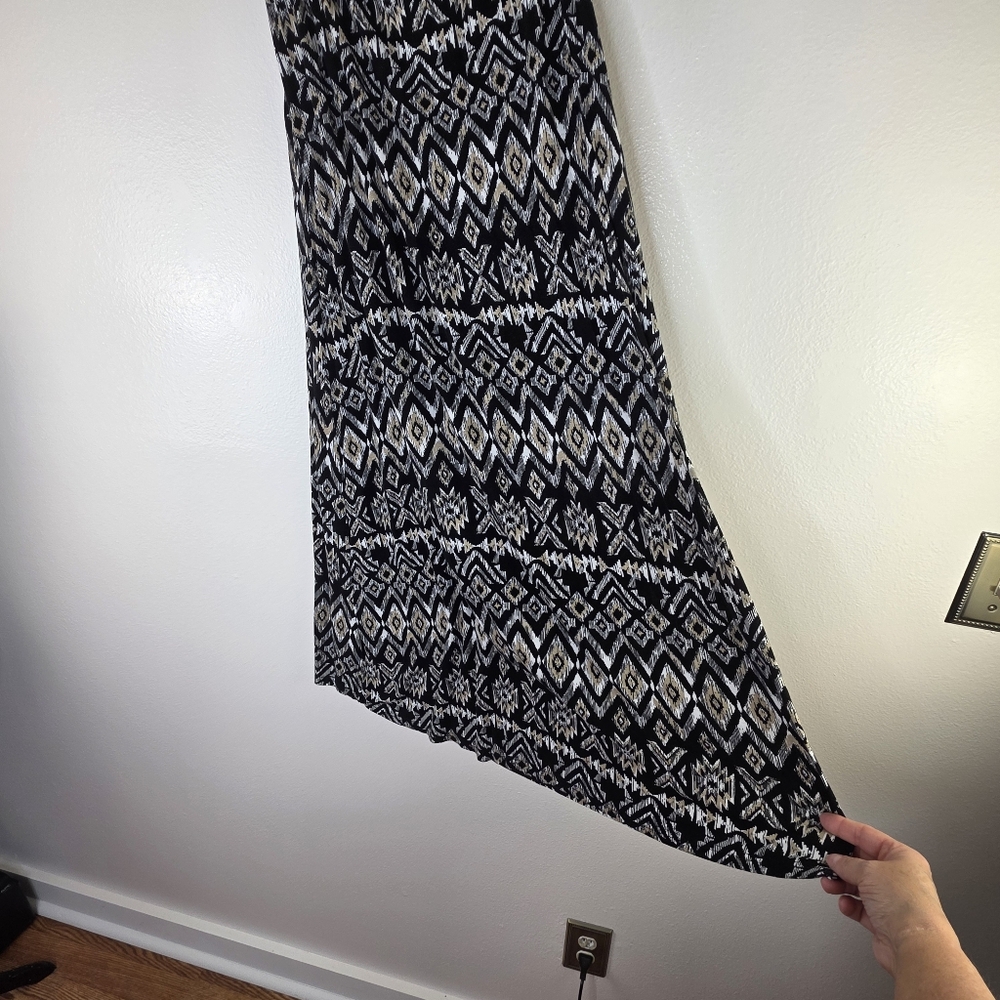 VTG Ultra Flirt Black, Cream, & White Aztec A-Line Maxi Skirt Size XL - Picture 8 of 9